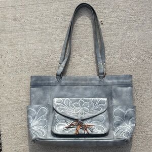 Leaders in Leather Elegant Gray Floral Tote Bag